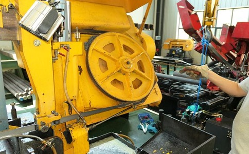 如何解决合浦卧式金属带锯床切削时出现的断带现象？